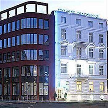 Hotel Cristall - Frankfurt 3*
